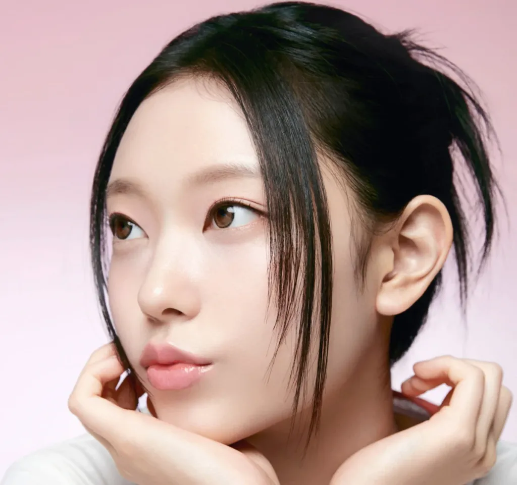 37 Best K-Beauty Products Report 2023 (from skincare to makeup)
