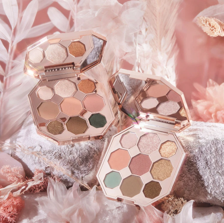BLOOMING GARDEN Garden of lights palette